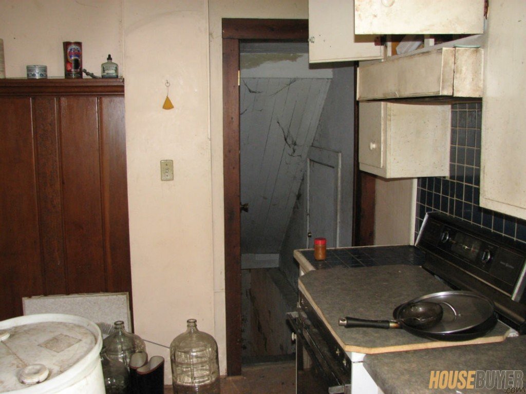 Help Sell Condemned Fort Wayne House