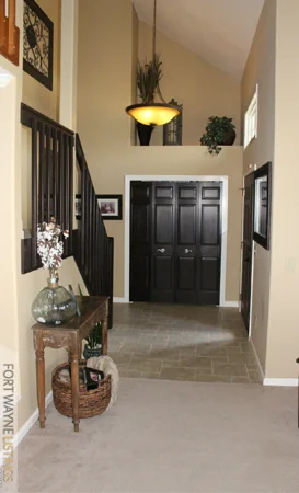 Nice Home For Sale in Fort Wayne. Great Convenient SW Neighborhood